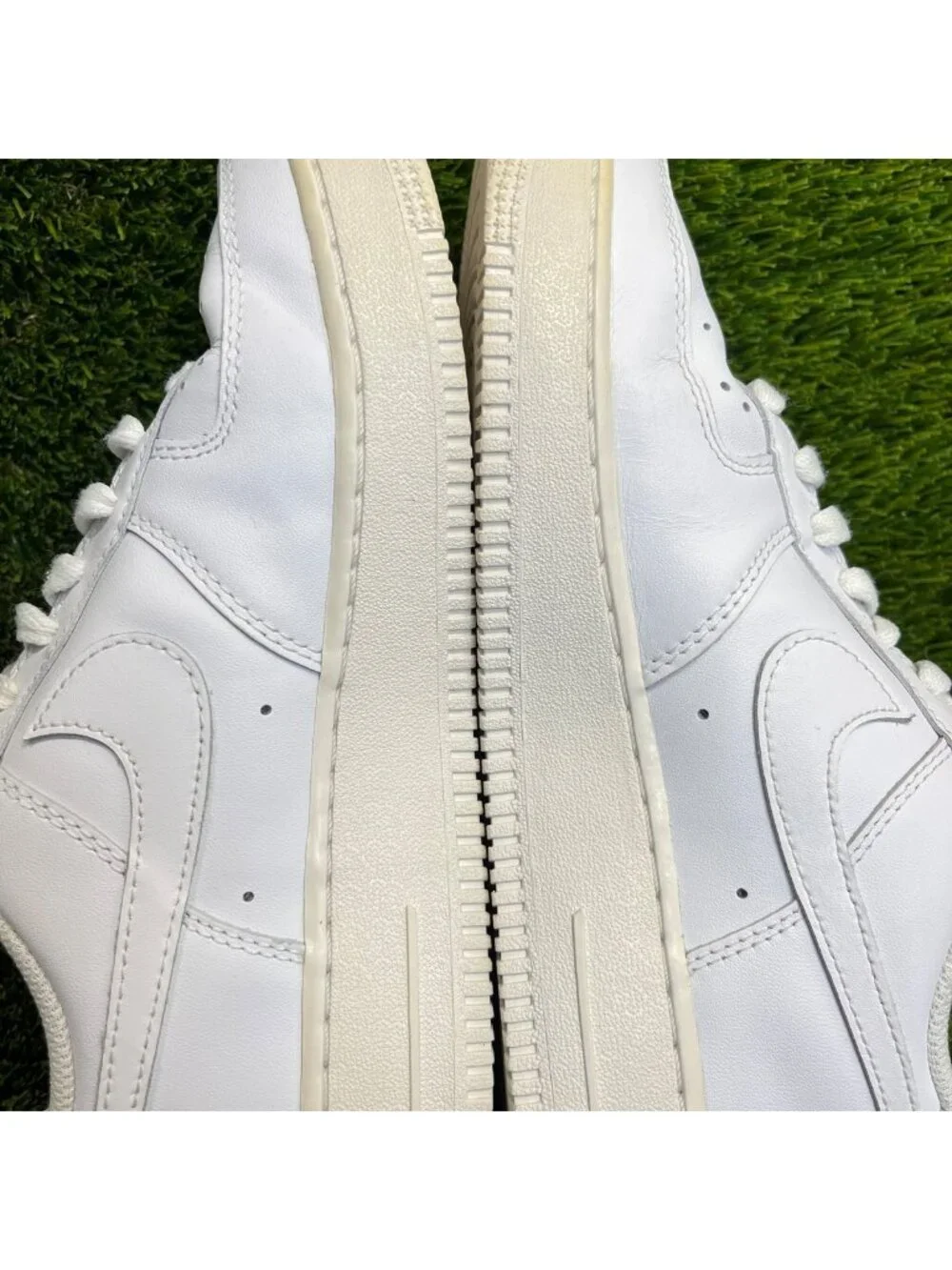 Nike Air Force 1 Low '07 Womens Size 7.5 White Athletic Lifestyle Shoes Sneakers